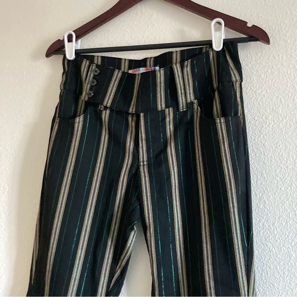NWT Urban Outfitters Women's Black Metallic Striped Pant Size 4 - Picture 1 of 9